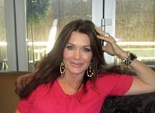 lisa vanderpump fortune