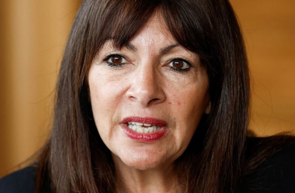 anne hidalgo fortune