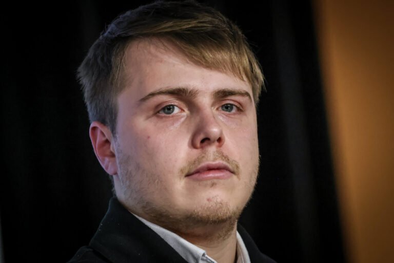 Louis Boyard fortune