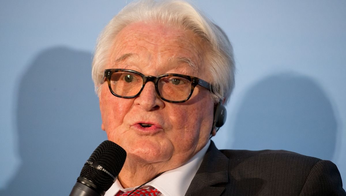 Roland Dumas fortune